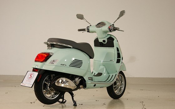 Gebrauchtmotorrad Vespa GTS 310 - Bild 5 Gebrauchtmotorrad Vespa GTS 310 - Bild 5