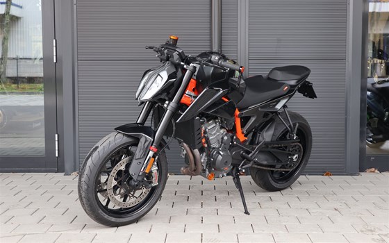 Gebrauchtmotorrad KTM 890 Duke R - Bild 4