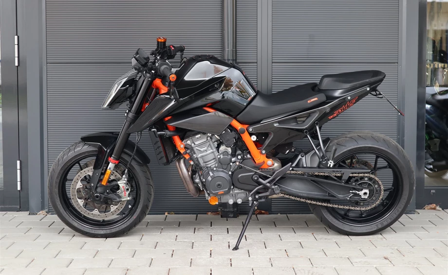 Angebot KTM 890 Duke R Bild 5: Angebot KTM 890 Duke R