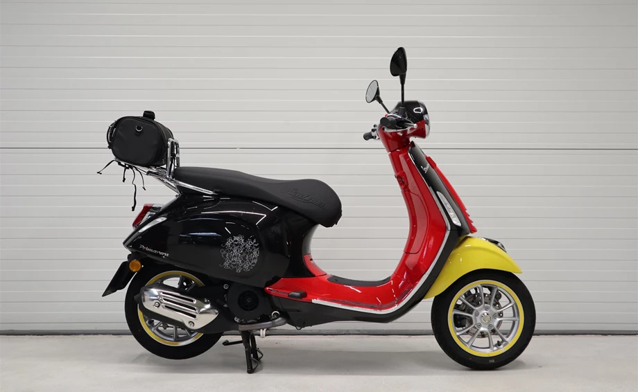 Angebot Vespa Primavera 125 Disney Mickey Mouse Edition Bild 2: Angebot Vespa Primavera 125 Disney Mickey Mouse Edition
