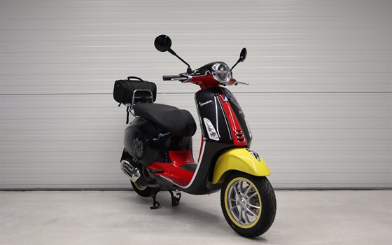 Gebrauchtmotorrad Vespa Primavera 125 Disney Mickey Mouse Edition - Bild 3