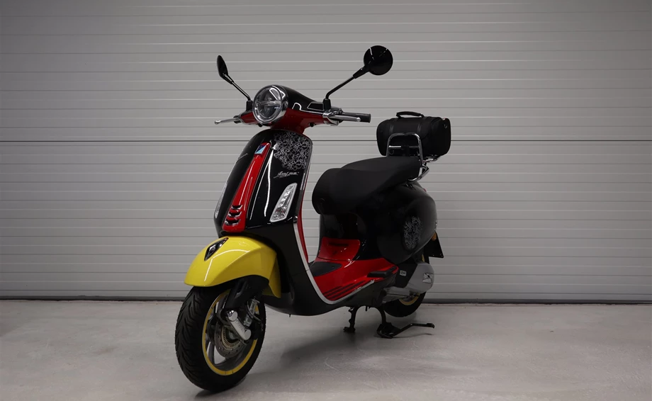 Angebot Vespa Primavera 125 Disney Mickey Mouse Edition Bild 4: Angebot Vespa Primavera 125 Disney Mickey Mouse Edition