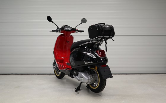 Gebrauchtmotorrad Vespa Primavera 125 Disney Mickey Mouse Edition - Bild 6