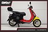 Vespa Primavera 125 Disney Mickey Mouse Edition