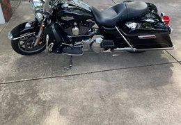 Gebrauchte Harley-Davidson Road King Custom FLHRS Gebrauchte Harley-Davidson Road King Custom FLHRS