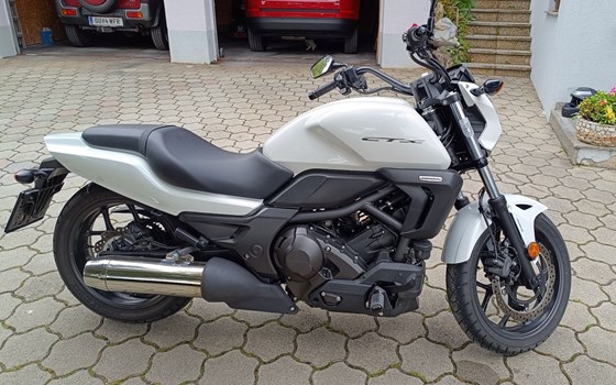 Gebrauchtmotorrad Honda CTX 700 N - Bild 3 Gebrauchtmotorrad Honda CTX 700 N - Bild 3