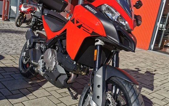 Gebrauchtmotorrad Ducati Multistrada V2 - Bild 2 Gebrauchtmotorrad Ducati Multistrada V2 - Bild 2
