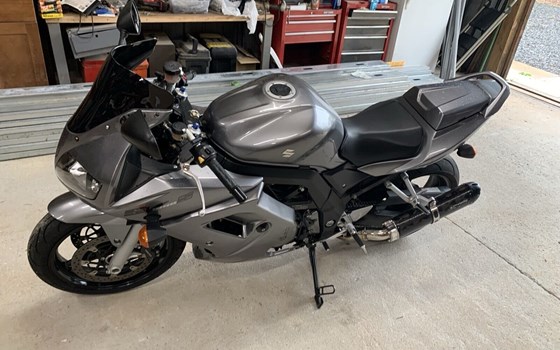 Gebrauchtmotorrad Suzuki SV 1000S - Bild 3 Gebrauchtmotorrad Suzuki SV 1000S - Bild 3