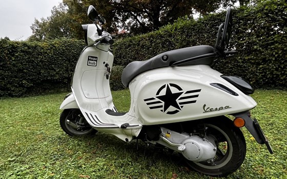 Gebrauchtmotorrad Vespa Primavera 50 2T - Bild 1 Gebrauchtmotorrad Vespa Primavera 50 2T - Bild 1