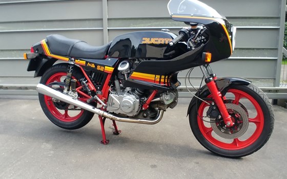 Gebrauchtmotorrad Ducati Königswelle - 1000 S2 - Bild 5 Gebrauchtmotorrad Ducati Königswelle - 1000 S2 - Bild 5