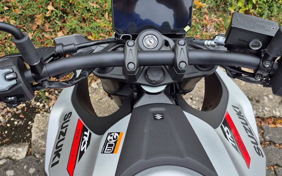 Neufahrzeug Suzuki GSX-8S - Bild 11