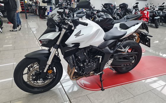 Gebrauchtmotorrad Honda CB1000 Hornet - Bild 3