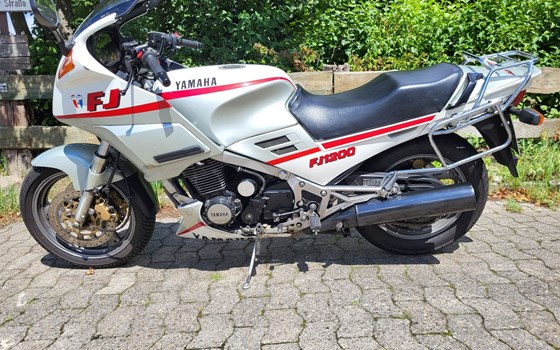Gebrauchtmotorrad Yamaha FJ 1200 - Bild 1