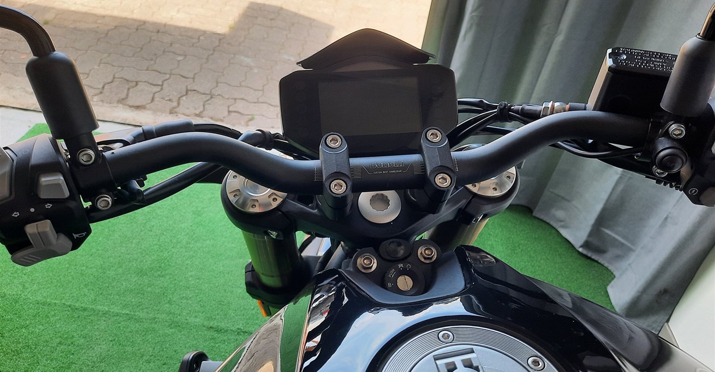 Angebot Benelli 752 S