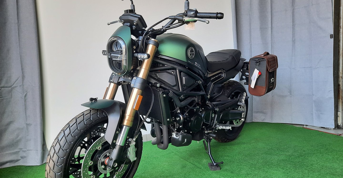 Angebot Benelli Leoncino 800