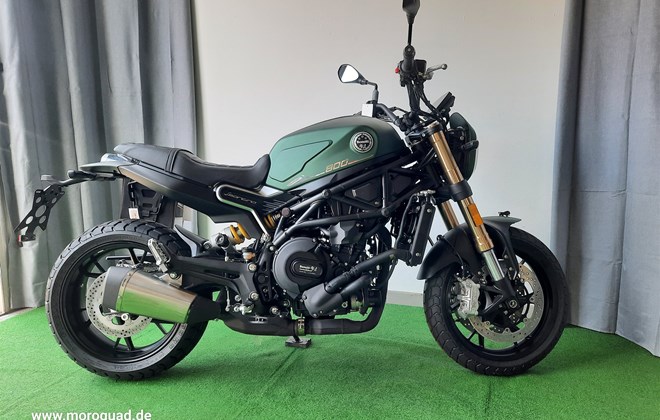 Benelli Leoncino 800