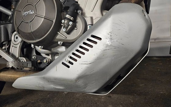 Gebrauchtmotorrad Aprilia Tuareg 660 - Bild 7 Gebrauchtmotorrad Aprilia Tuareg 660 - Bild 7