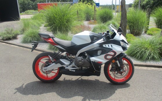 Gebrauchtmotorrad Aprilia RS 457 - Bild 2