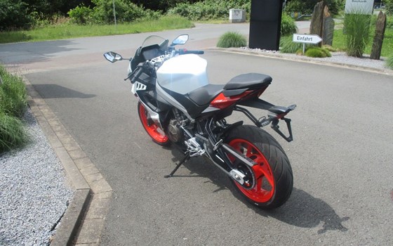 Gebrauchtmotorrad Aprilia RS 457 - Bild 6