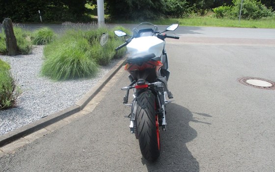 Gebrauchtmotorrad Aprilia RS 457 - Bild 7