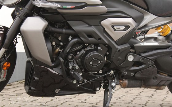 Gebrauchtmotorrad Ducati XDiavel V4 - Bild 11