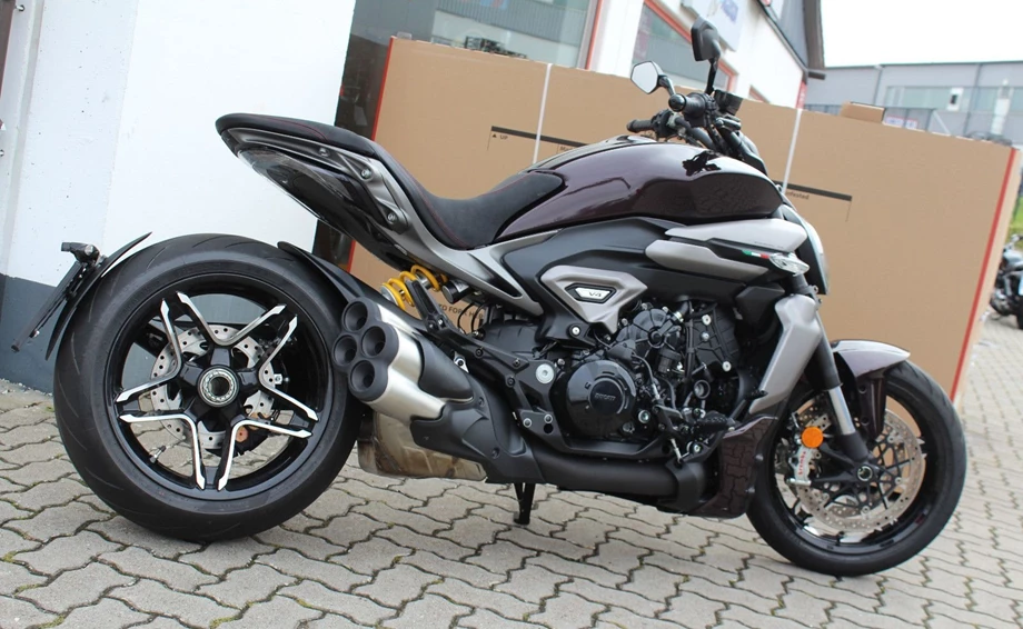 Angebot Ducati XDiavel V4 Bild 3: Angebot Ducati XDiavel V4