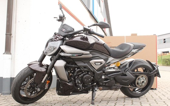 Gebrauchtmotorrad Ducati XDiavel V4 - Bild 4