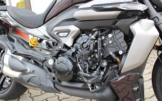 Gebrauchtmotorrad Ducati XDiavel V4 - Bild 7