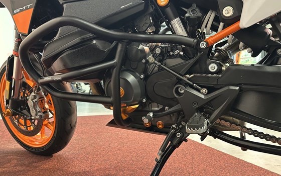 Gebrauchtmotorrad KTM 890 SMT - Bild 12