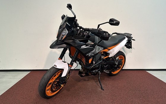 Gebrauchtmotorrad KTM 890 SMT - Bild 4