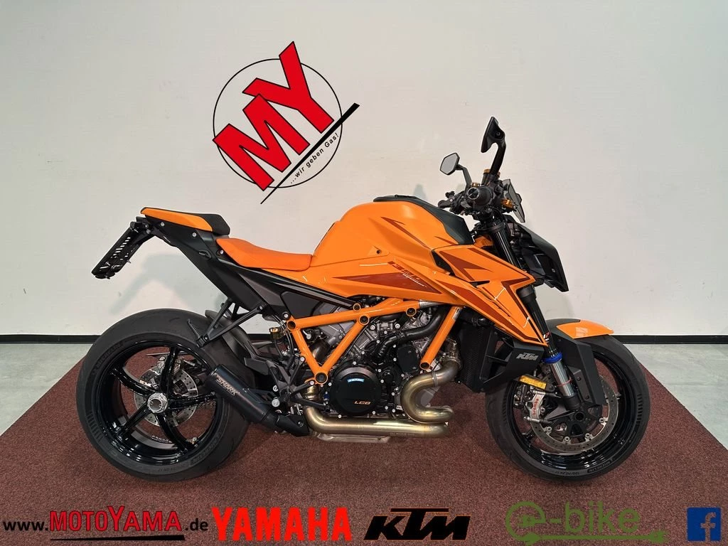 KTM 1390 Super Duke R EVO