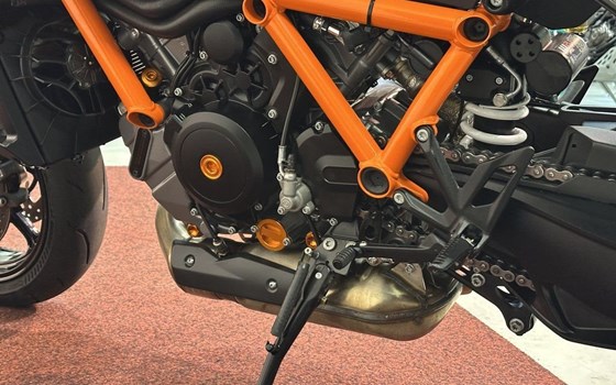Gebrauchtmotorrad KTM 1390 Super Duke R EVO - Bild 13