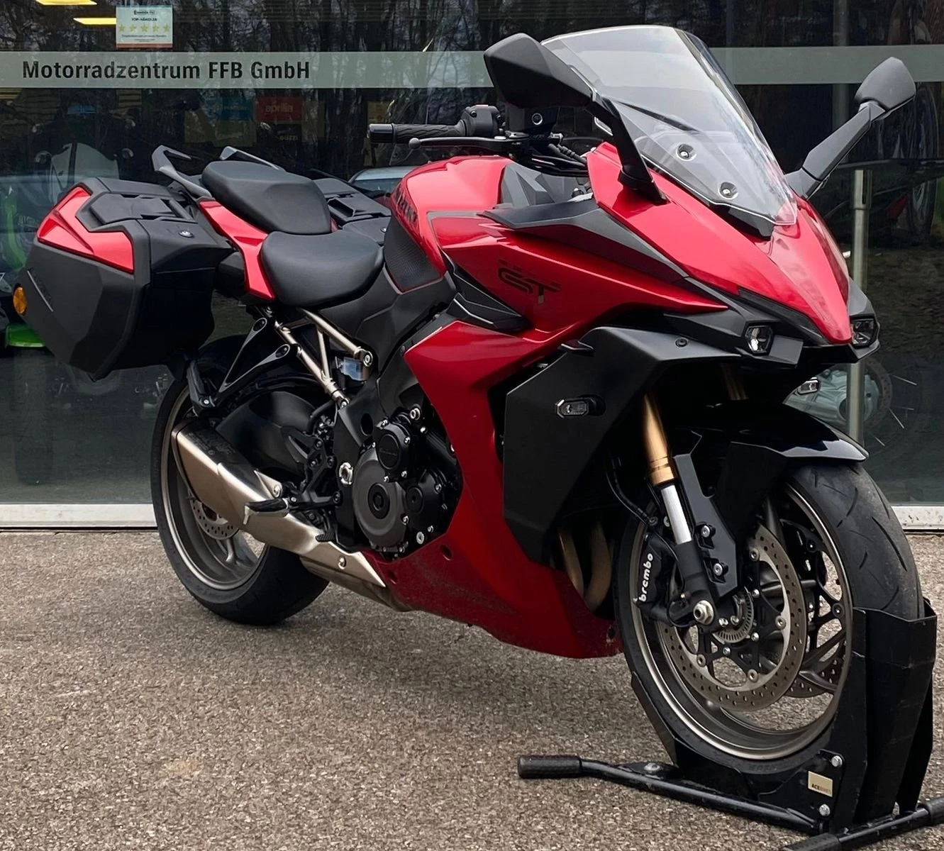 Suzuki GSX-S1000GT