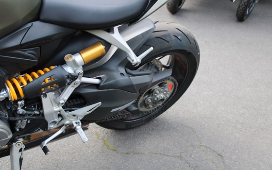 Gebrauchtmotorrad Ducati Streetfighter V2 - Bild 13