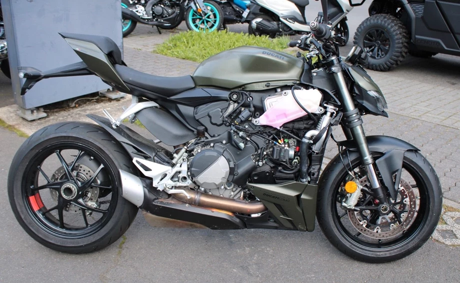 Angebot Ducati Streetfighter V2 Bild 18: Angebot Ducati Streetfighter V2