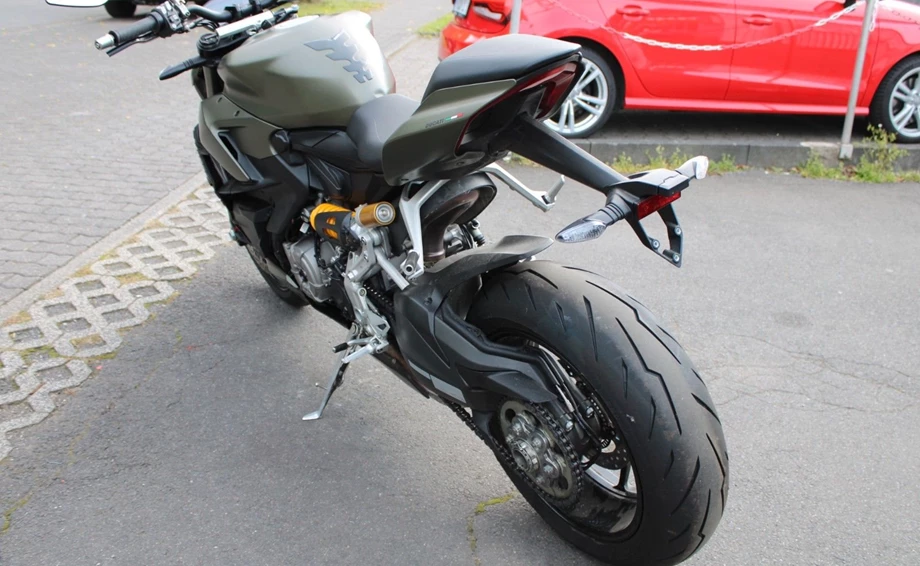 Angebot Ducati Streetfighter V2 Bild 3: Angebot Ducati Streetfighter V2