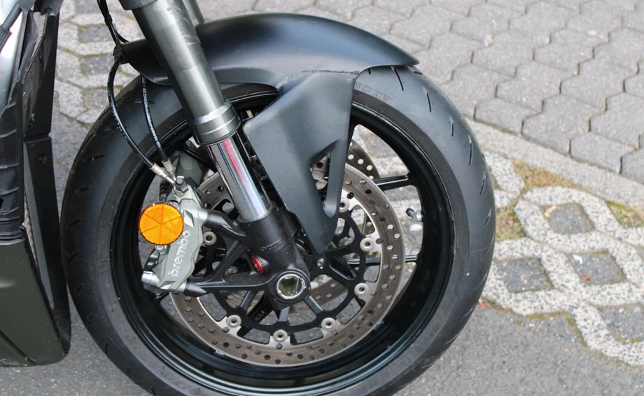 Angebot Ducati Streetfighter V2 Bild 9: Angebot Ducati Streetfighter V2