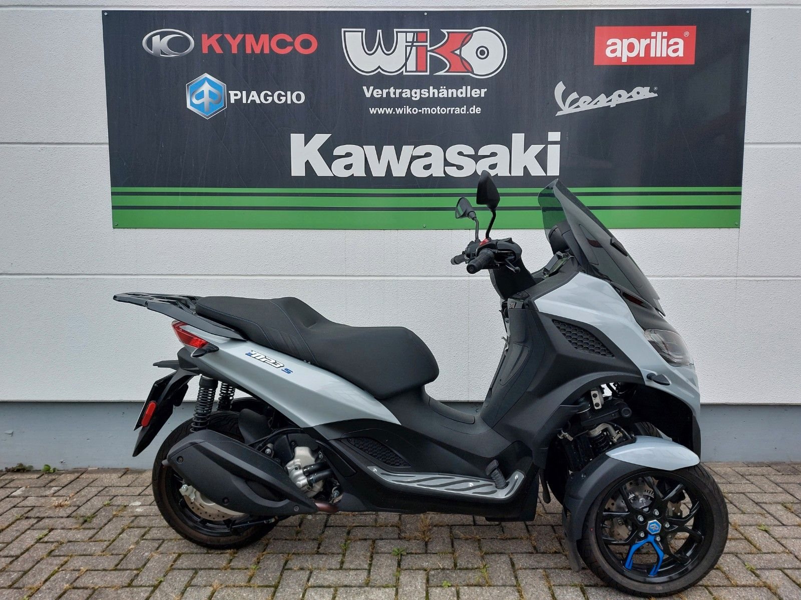 Piaggio MP3 300 Sport
