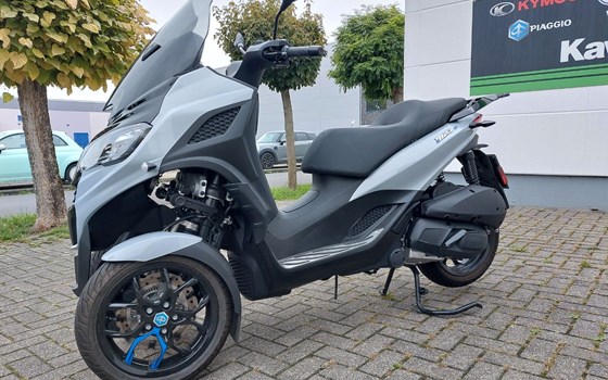 Gebrauchtmotorrad Piaggio MP3 300 Sport - Bild 14