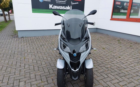 Gebrauchtmotorrad Piaggio MP3 300 Sport - Bild 2
