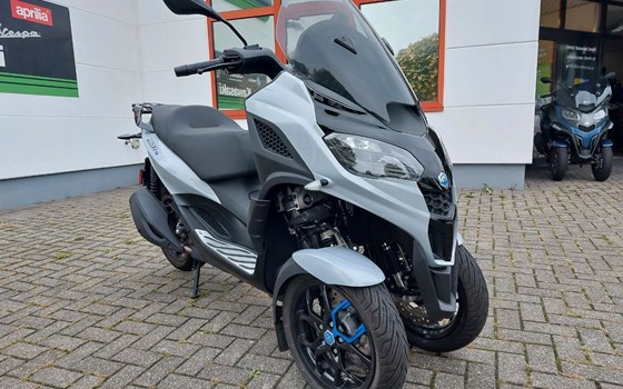 Gebrauchtmotorrad Piaggio MP3 300 Sport - Bild 4