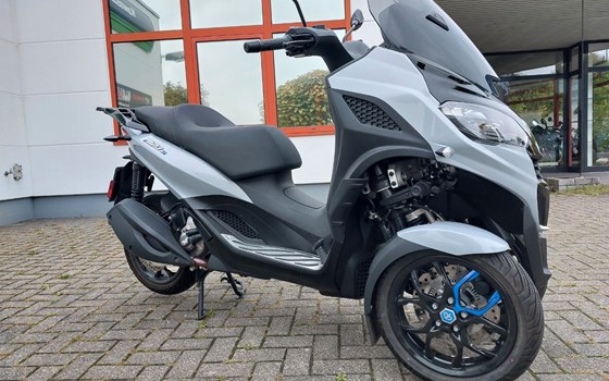 Gebrauchtmotorrad Piaggio MP3 300 Sport - Bild 5