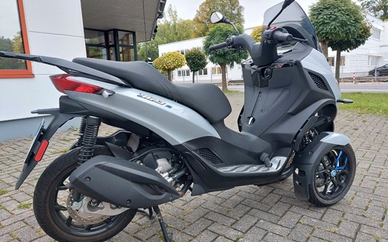 Gebrauchtmotorrad Piaggio MP3 300 Sport - Bild 7