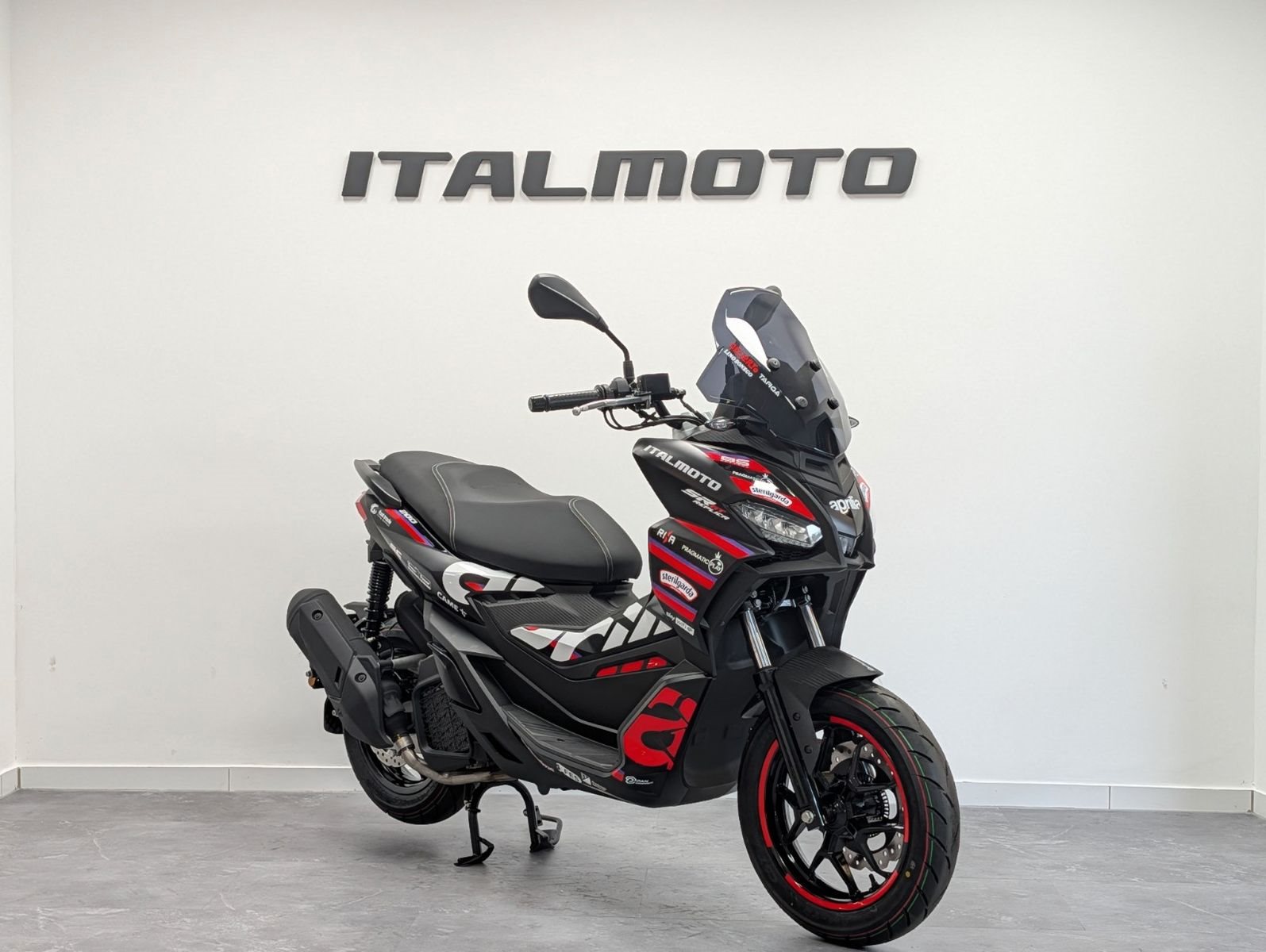 Aprilia SR GT Replica 125 