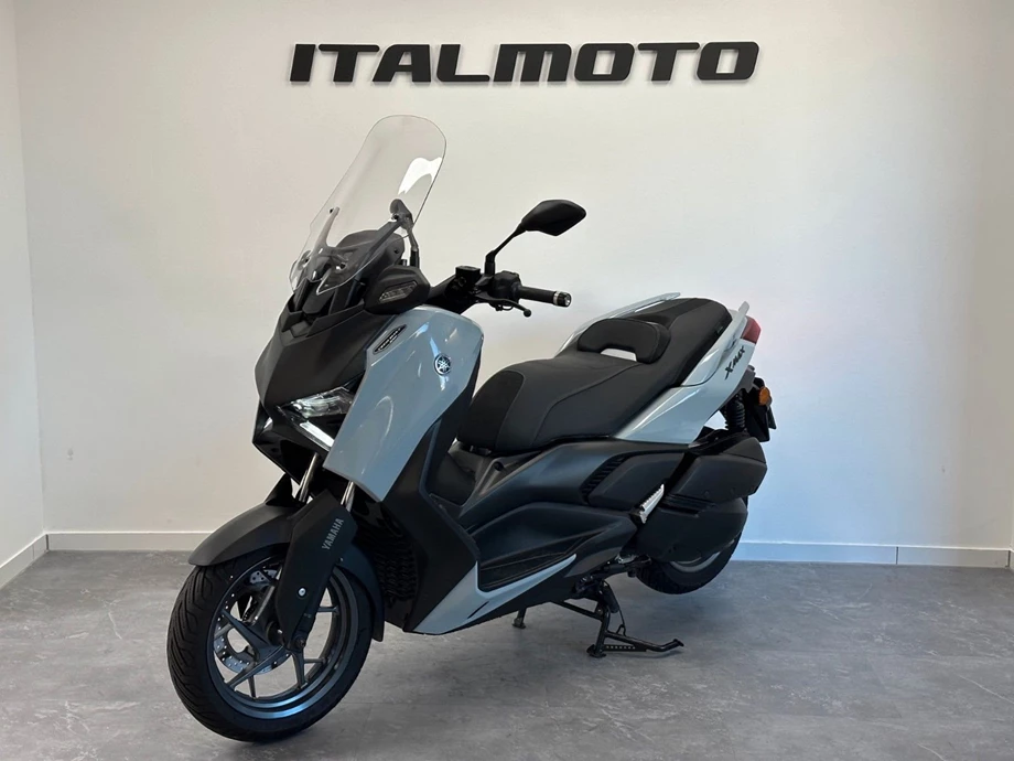 Angebot Yamaha XMAX 300 Tech MAX Bild 1: Angebot Yamaha XMAX 300 Tech MAX