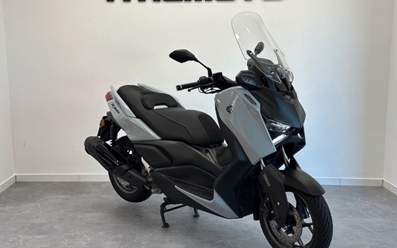 Gebrauchtmotorrad Yamaha XMAX 300 Tech MAX - Bild 2