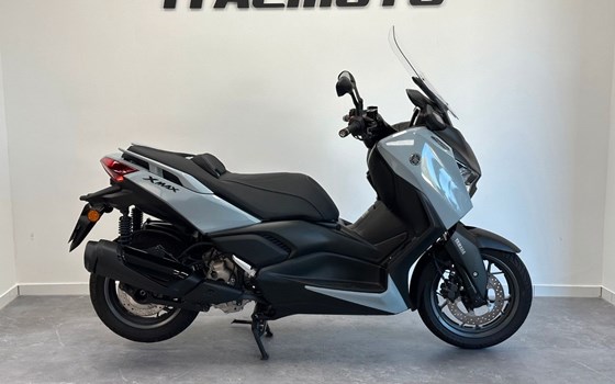 Gebrauchtmotorrad Yamaha XMAX 300 Tech MAX - Bild 3
