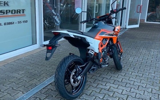 Neufahrzeug KTM 125 SMC R - Bild 7