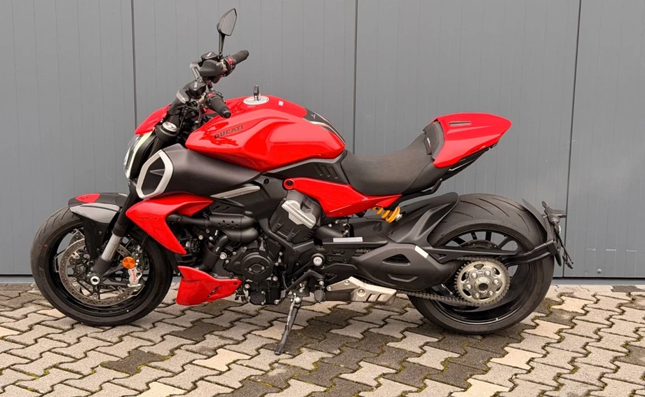 Angebot Ducati Diavel V4 Bild 5: Angebot Ducati Diavel V4