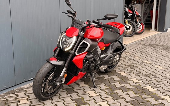 Gebrauchtmotorrad Ducati Diavel V4 - Bild 6